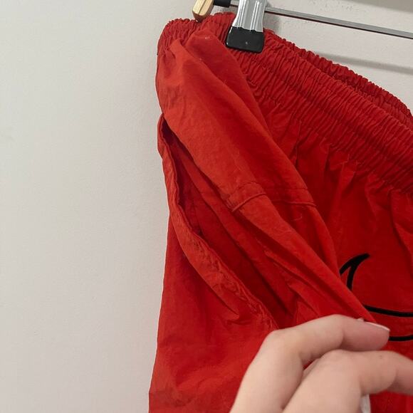 Nike Men's Red Retro Swim Trunks Size XXL - Picture 8 of 8